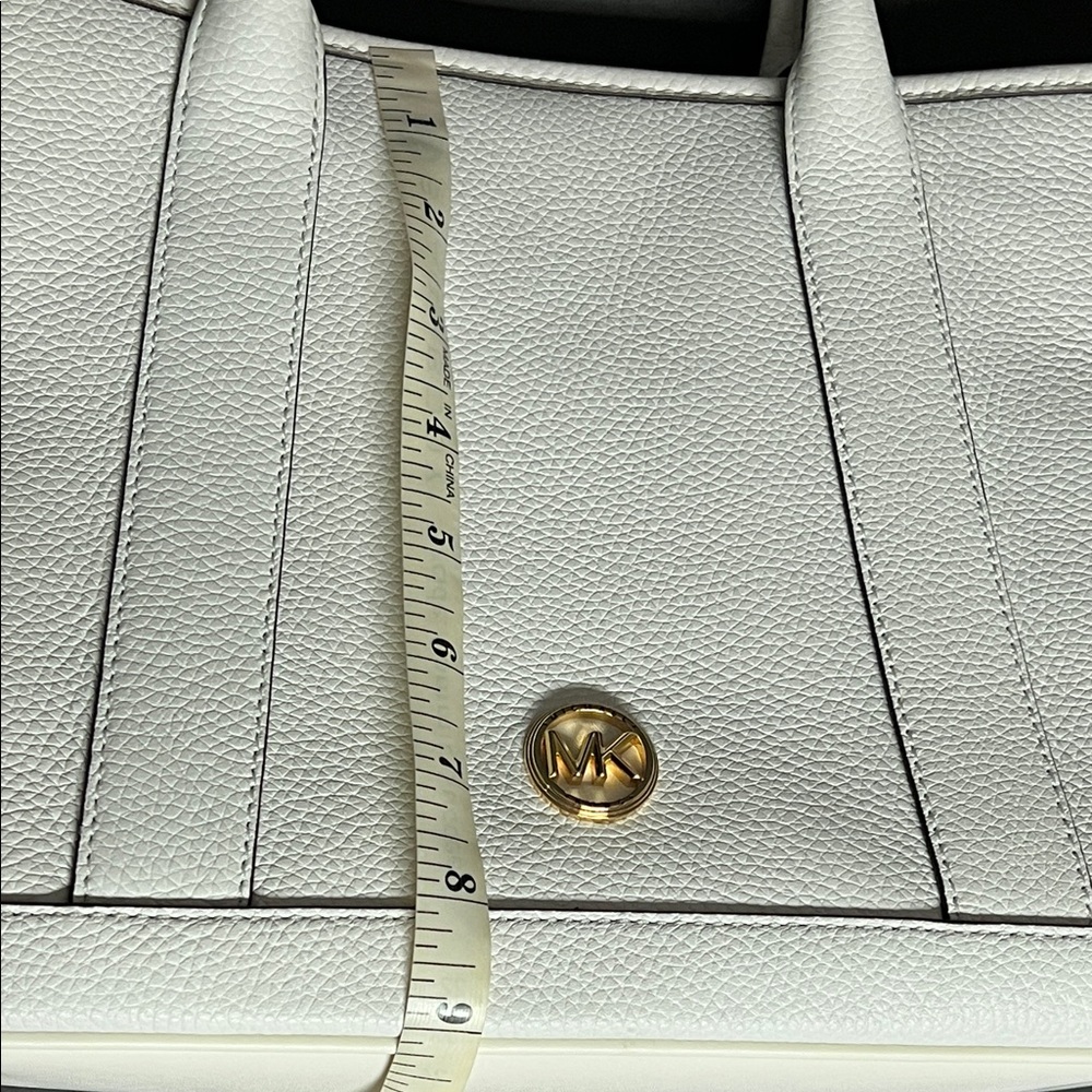 Michael Kors Optic White Satchel with Gold Logo - Picture 11 of 13